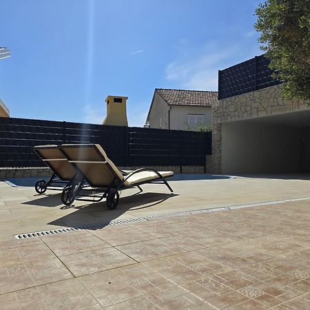 Holiday House Jakasa Трогір Екстер'єр фото
