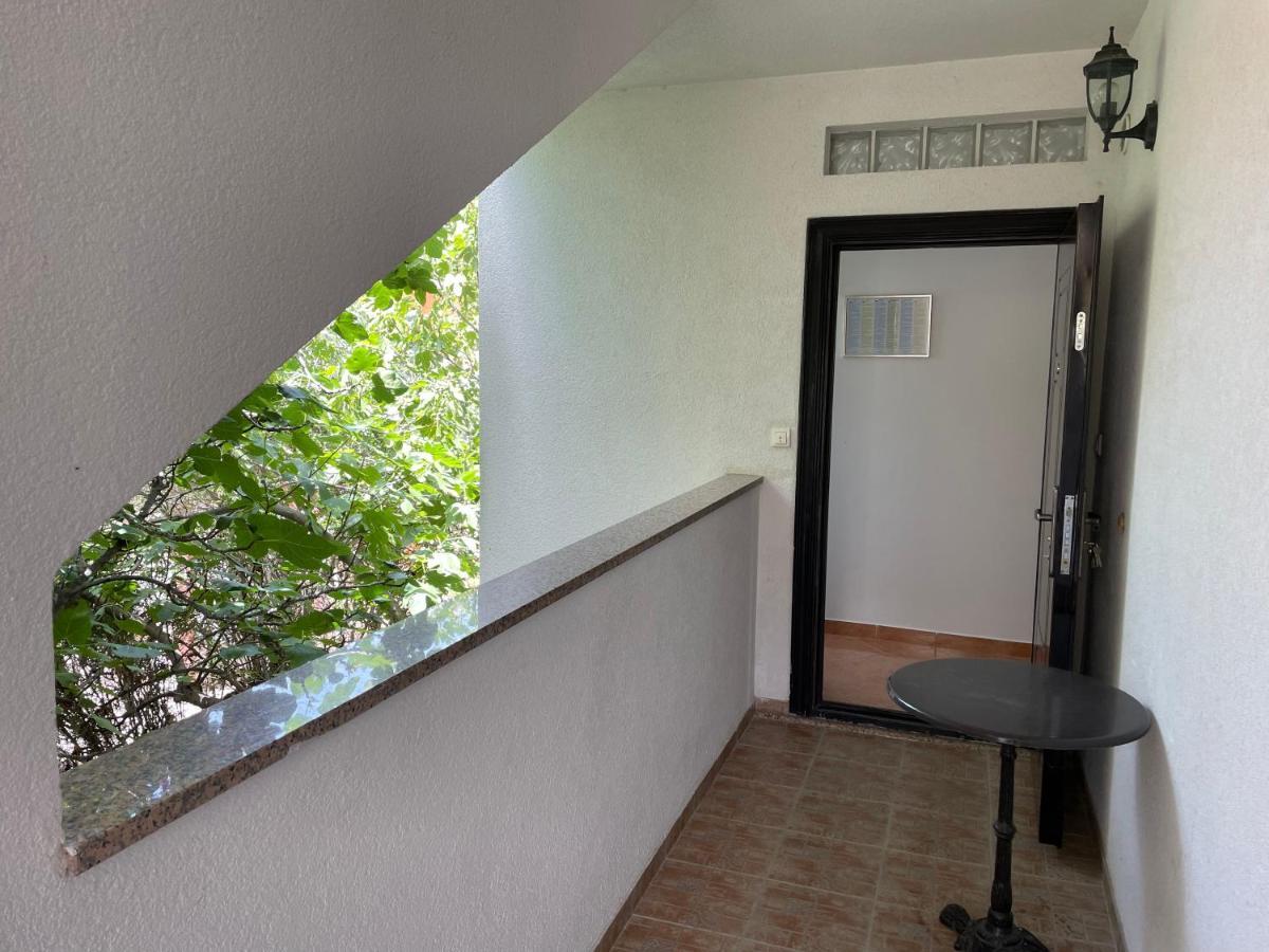 Holiday House Jakasa Трогір Екстер'єр фото