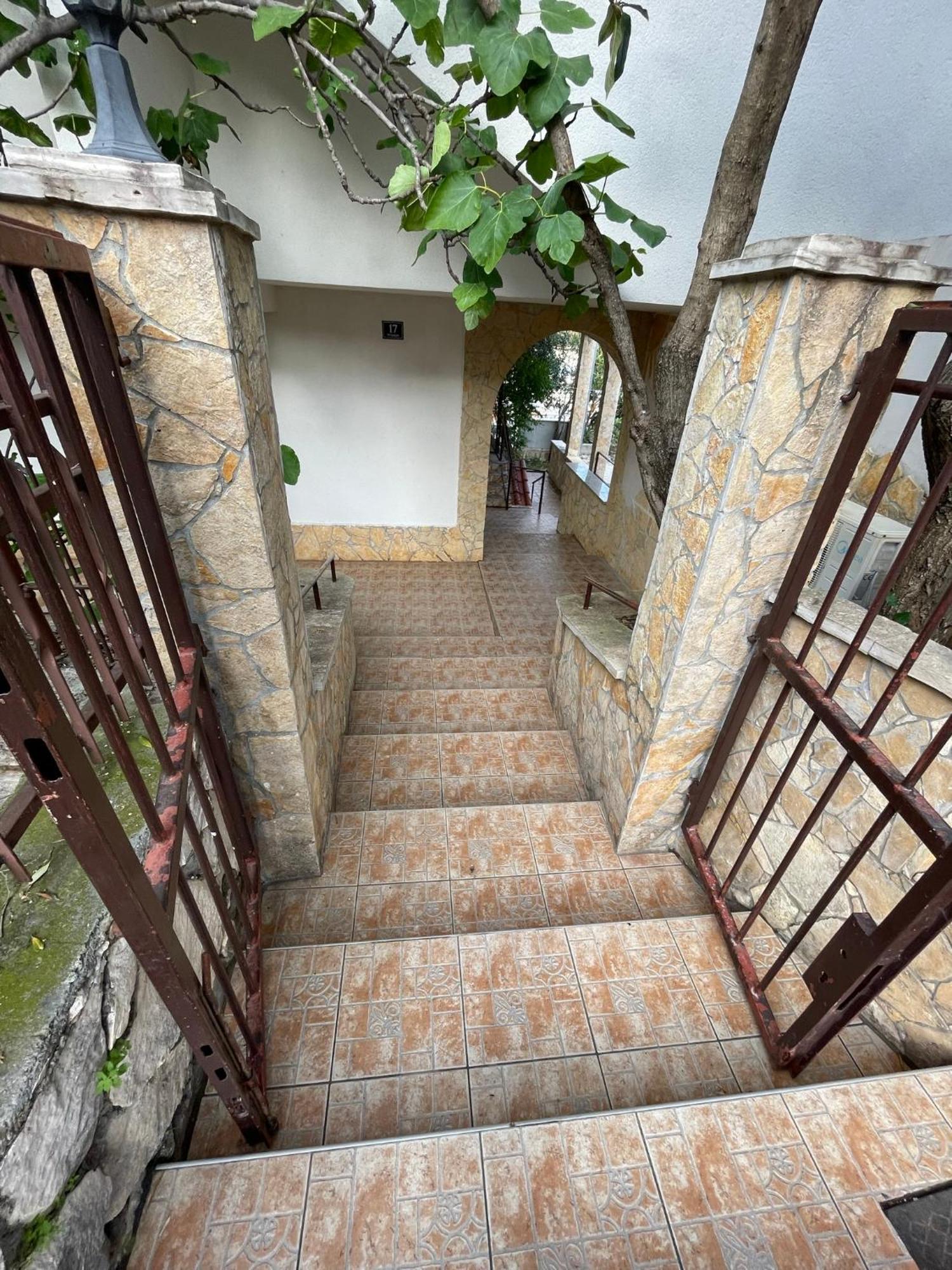 Holiday House Jakasa Трогір Екстер'єр фото