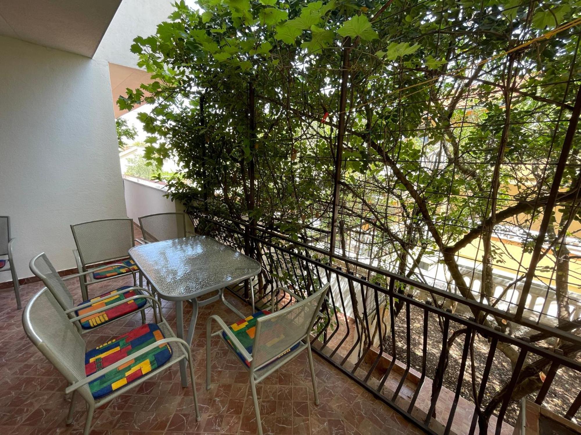 Holiday House Jakasa Трогір Екстер'єр фото