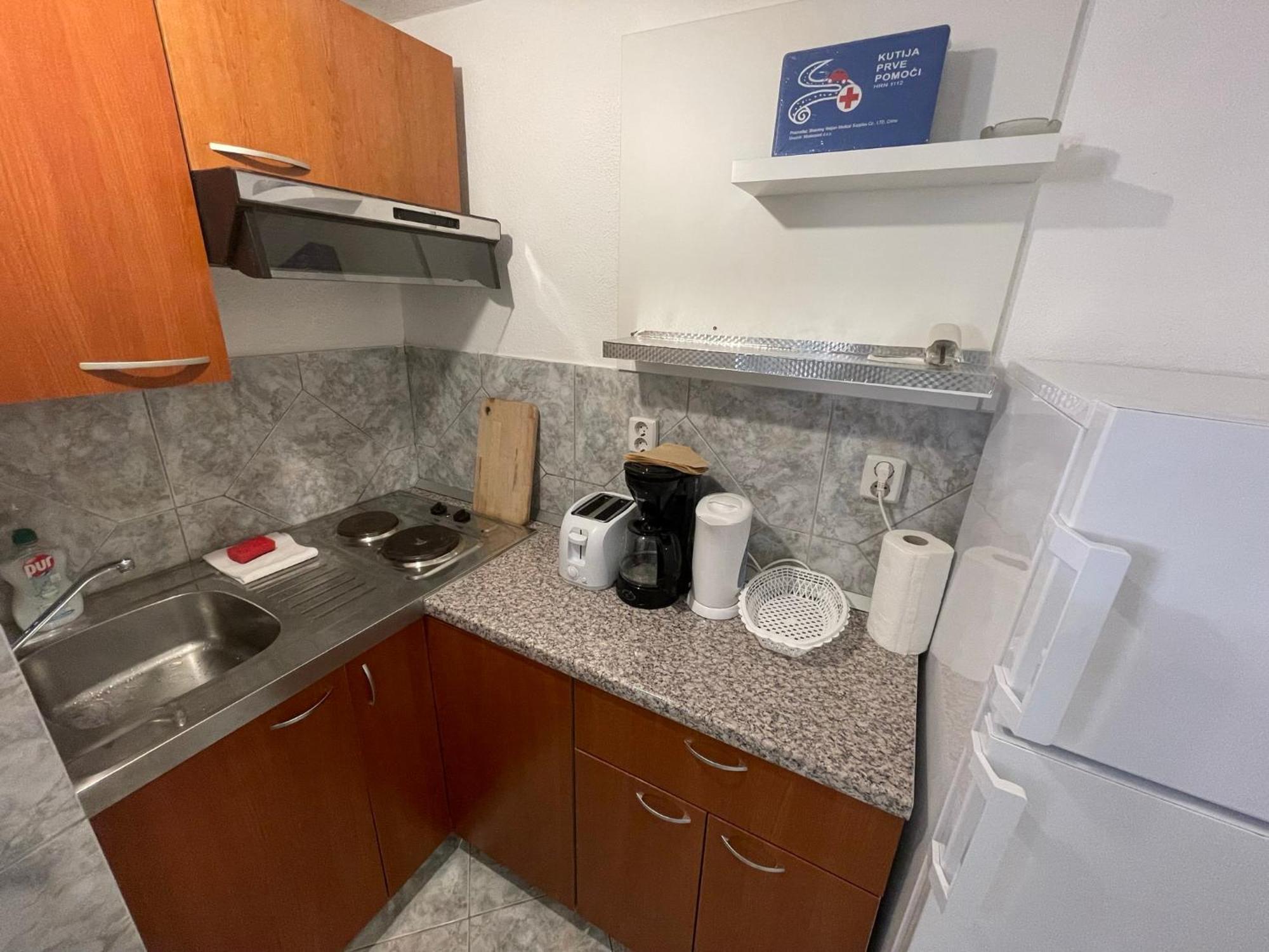 Holiday House Jakasa Трогір Екстер'єр фото